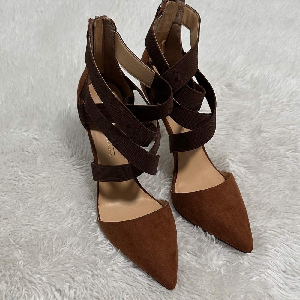 💕 Daya by Zendaya Strappy Heels
